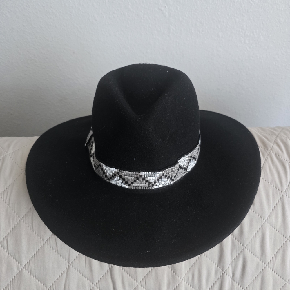 Universal Thread Black Wool Hat - 100% Wool